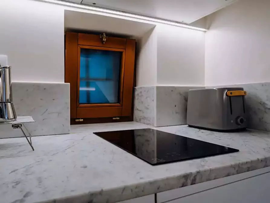 Immagine 10 di Appartamento in affitto  in Vicolo delle Vacche10 a Roma