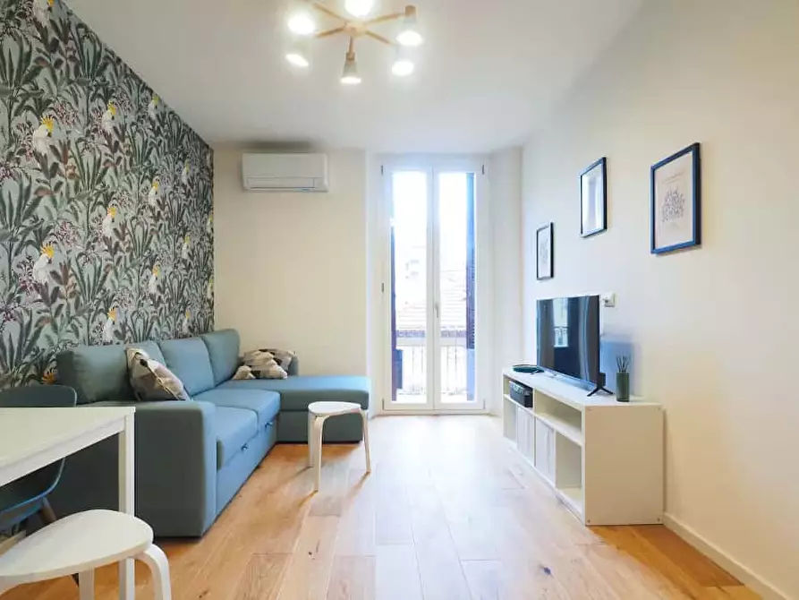 Immagine 1 di Appartamento in affitto  in Via Melzo16 a Milano
