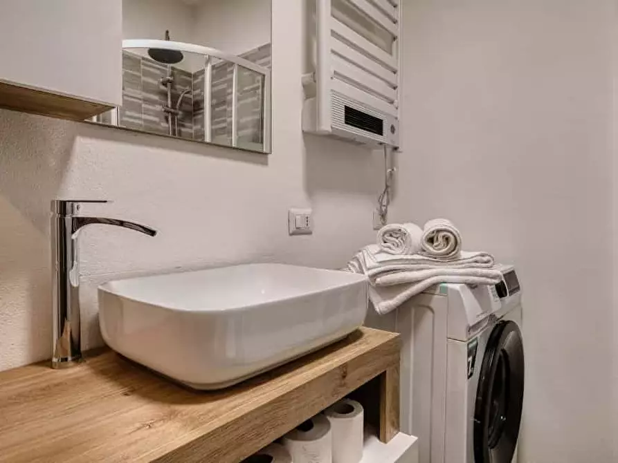 Immagine 9 di Appartamento in affitto  in Via Monte Palombino6 a Milano