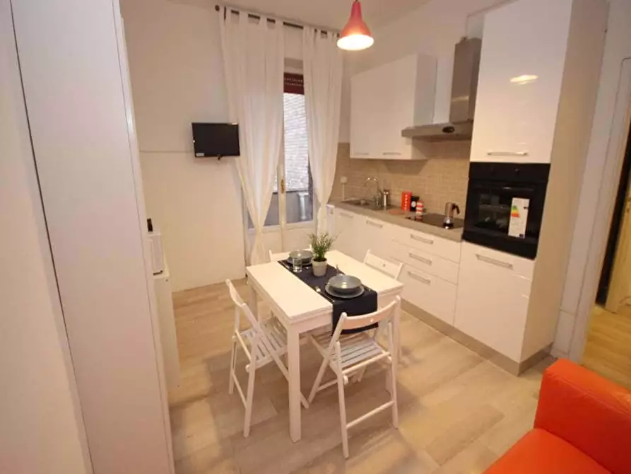 Immagine 48 di Camera in affitto  in Via Salvatore Barzilai15 a Milano