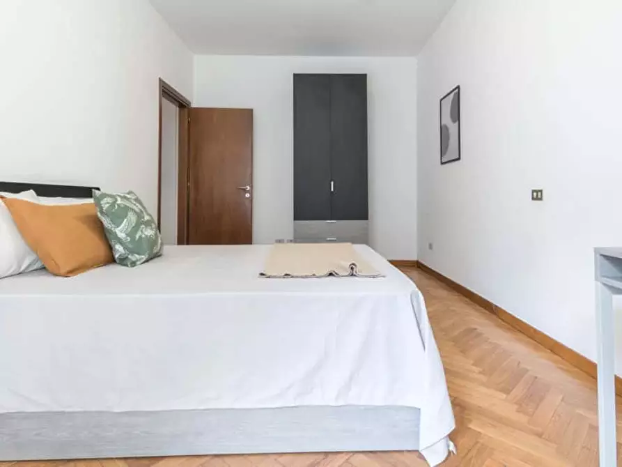 Immagine 4 di Camera in affitto  in Via Renato Fucini14 a Milano