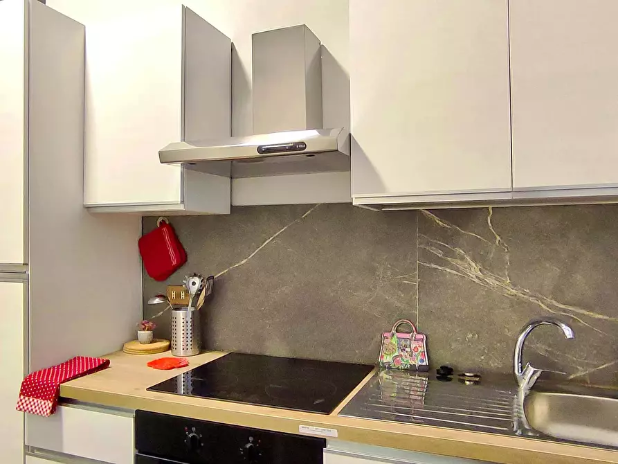 Immagine 13 di Appartamento in affitto  in Via Pietro Calvi a Milano