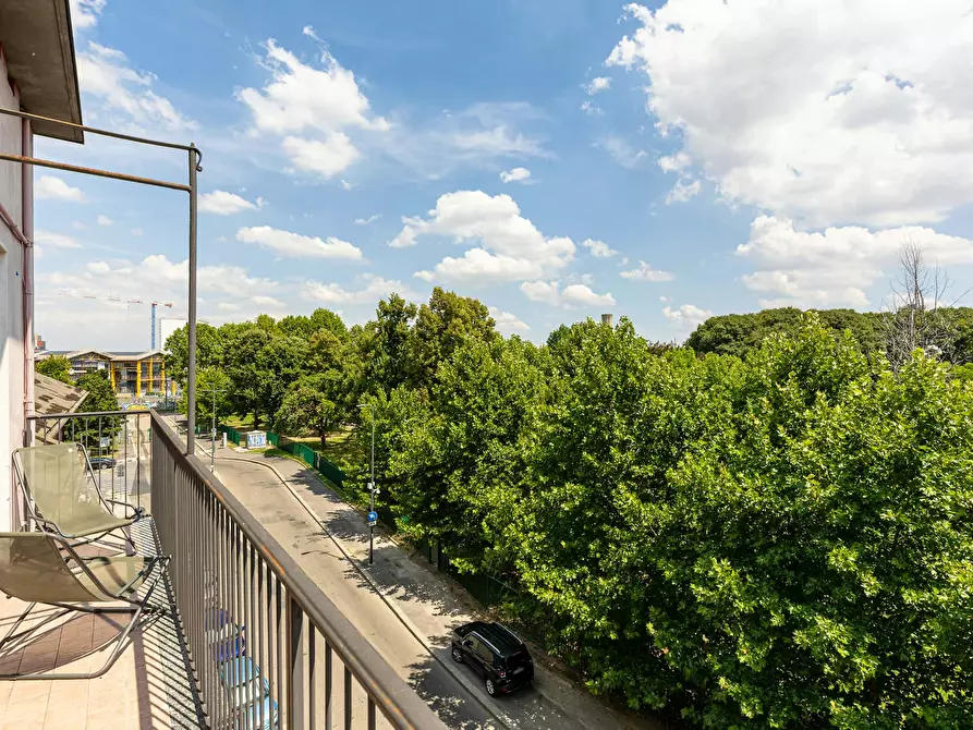 Immagine 32 di Appartamento in affitto  in Via degli Ailanti a Milano