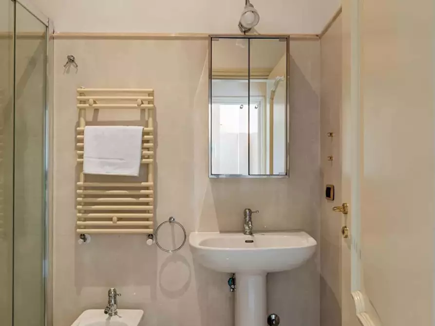 Immagine 31 di Appartamento in affitto  in Piazza del Porto di Ripetta1 a Roma