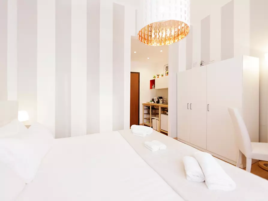 Immagine 3 di Appartamento in affitto  in Via Napo Torriani22 a Milano