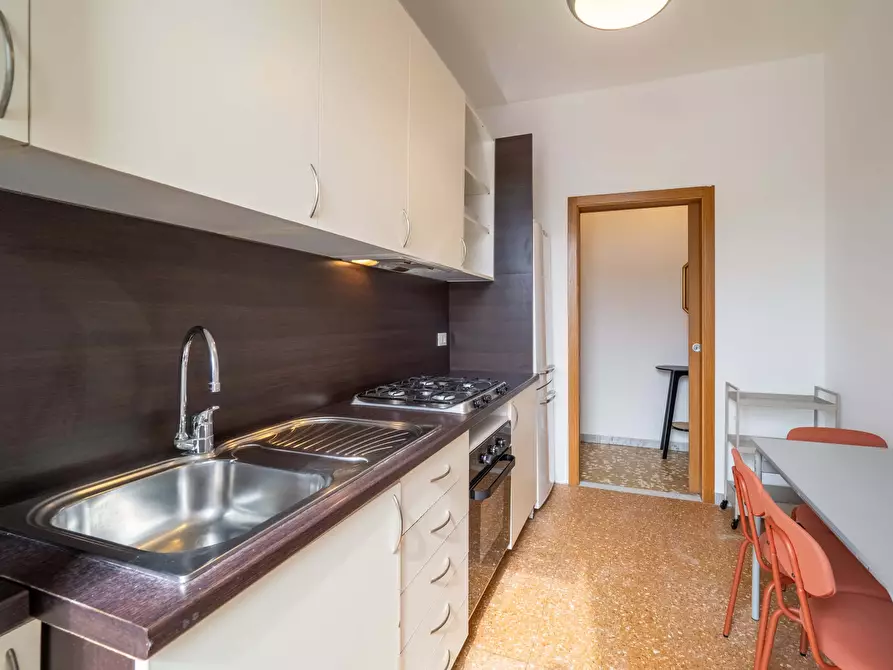 Immagine 6 di Appartamento in affitto  in Via Rembrandt9 a Milano