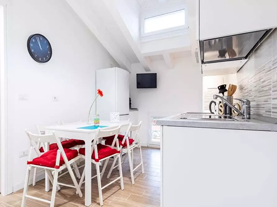 Immagine 16 di Camera in affitto  in Viale Alfredo Oriani26 a Bologna