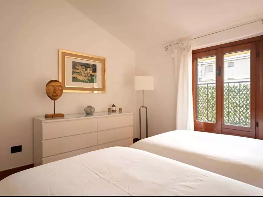 Immagine 11 di Appartamento in affitto  in Via Varese14 a Milano