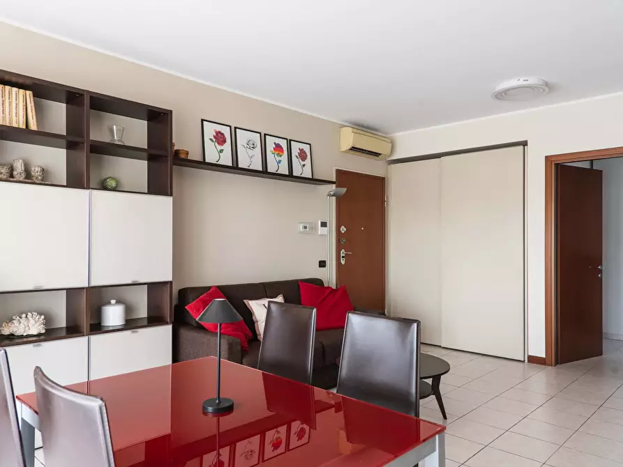 Immagine 1 di Appartamento in affitto  in Via Vico Magistretti3 a Milano