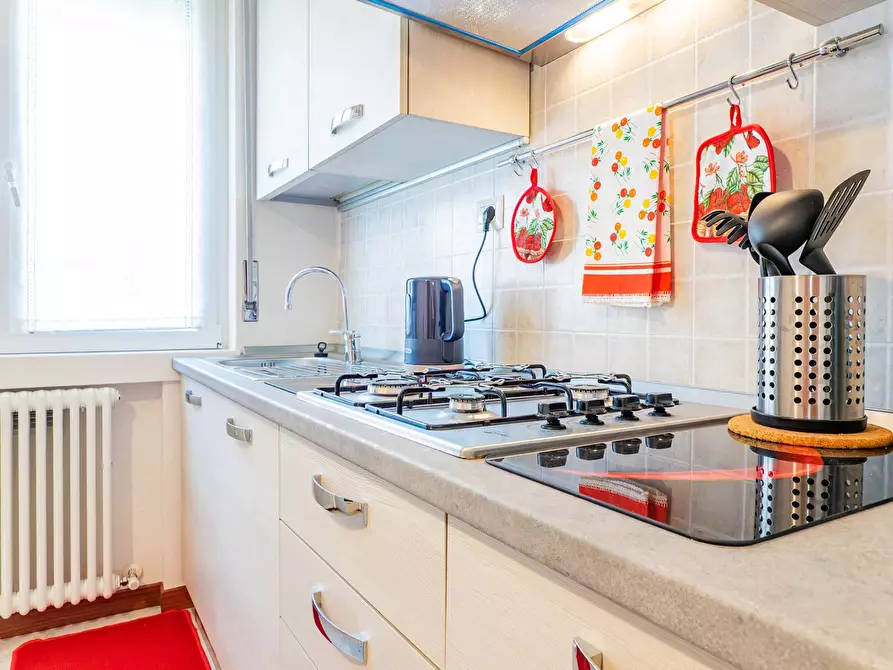 Immagine 24 di Appartamento in affitto  in Via Trento11 a Lecco