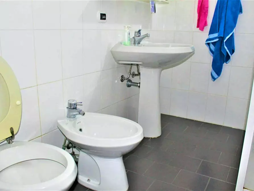 Immagine 14 di Camera in affitto  in Viale Sarca a Milano