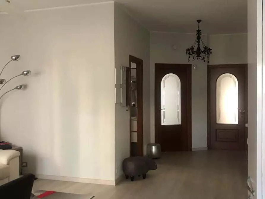 Immagine 11 di Camera in affitto  in Via Cellini2 a Moncalieri