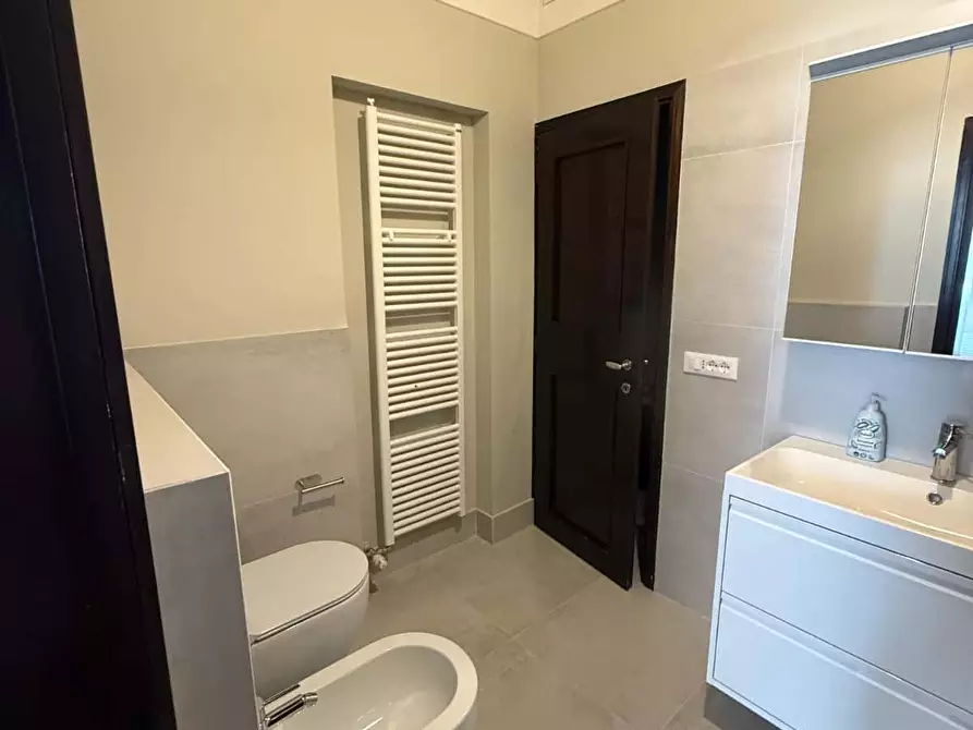 Immagine 4 di Appartamento in affitto  in Via Castiglione18 a Bologna