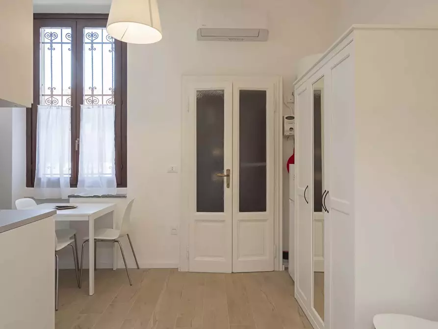 Immagine 8 di Appartamento in affitto  in Via Accademia53 a Milano
