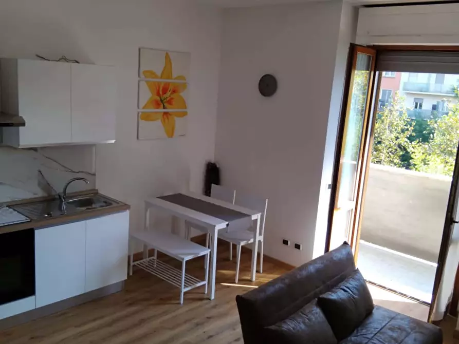 Immagine 9 di Appartamento in affitto  in Viale Corsica55 a Milano
