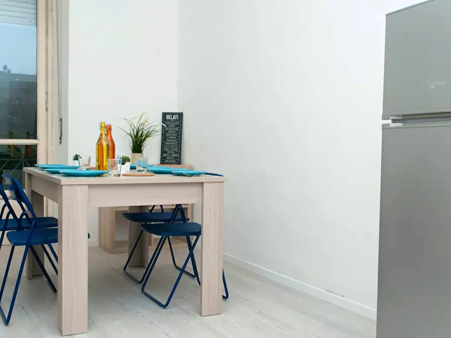 Immagine 4 di Camera in affitto  in Piazza Tancredi Galimberti25 a Torino