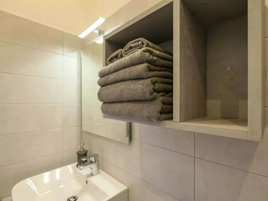 Immagine 16 di Appartamento in affitto  in Via Eugenio Curiel a Rozzano