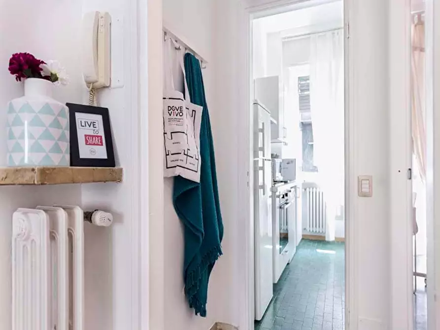 Immagine 24 di Camera in affitto  in Via Cosseria1 a Milano