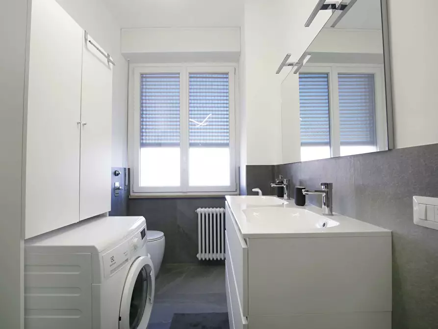 Immagine 12 di Camera in affitto  in Via Lodovico Pavoni5 a Milano