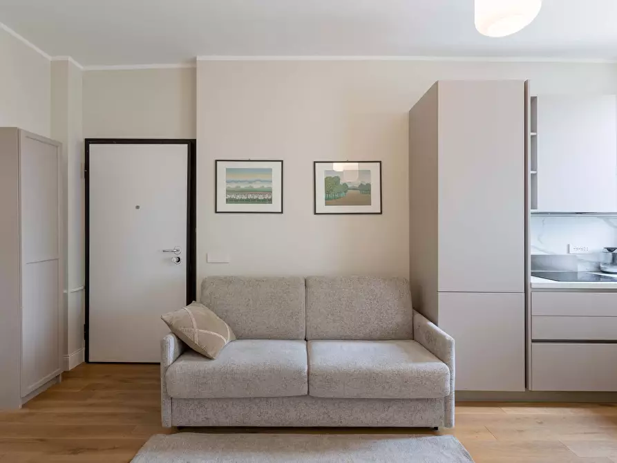 Immagine 33 di Appartamento in affitto  in Viale Certosa133 a Milano