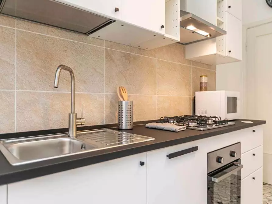 Immagine 11 di Camera in affitto  in Via Monte Bianco46 a Milano