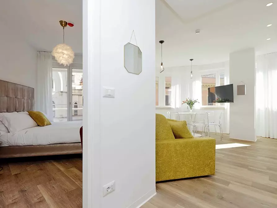 Immagine 21 di Appartamento in affitto  in Via Flavia93 a Roma