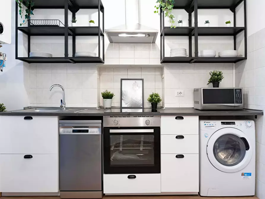 Immagine 6 di Camera in affitto  in Via Plinio43 a Milano