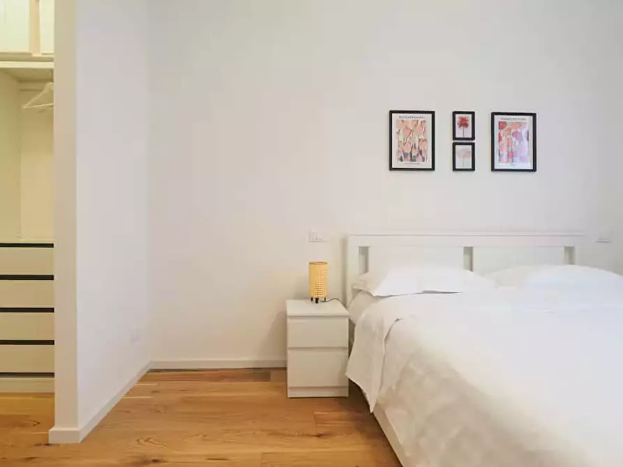 Immagine 3 di Appartamento in affitto  in Via Melzo16 a Milano