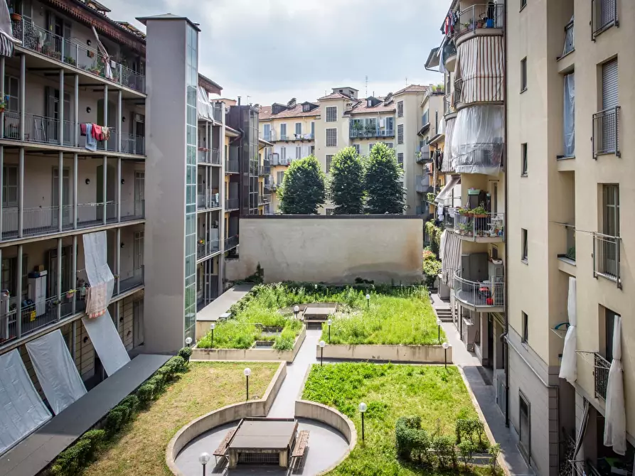 Immagine 34 di Appartamento in affitto  in Via Cesare Balbo33 a Torino