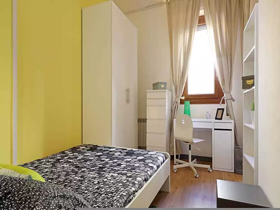 Immagine 3 di Camera in affitto  in Via dei Giornalisti6 a Roma