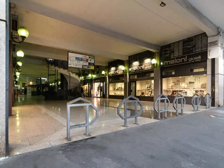 Immagine 15 di Appartamento in affitto  in Via Tuscolana695 a Roma