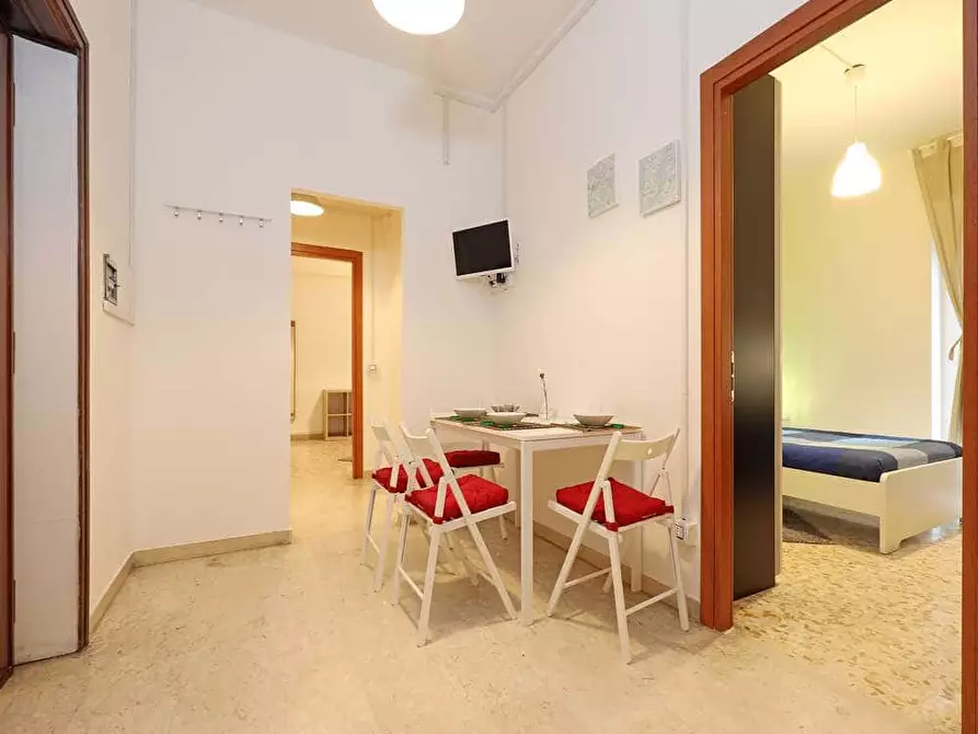 Immagine 10 di Camera in affitto  in Via Oderisi da Gubbio198 a Roma