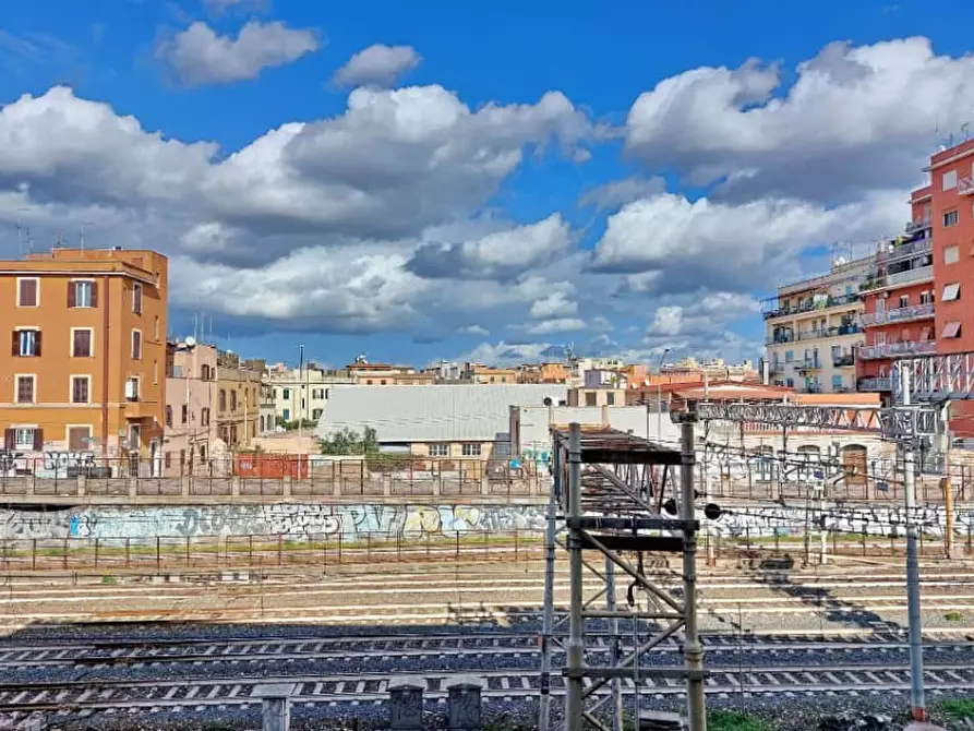 Immagine 25 di Appartamento in affitto  in Via Casilina Vecchia27 a Roma