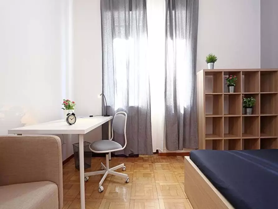 Immagine 5 di Camera in affitto  in Via Rodolfo Lanciani1 a Roma