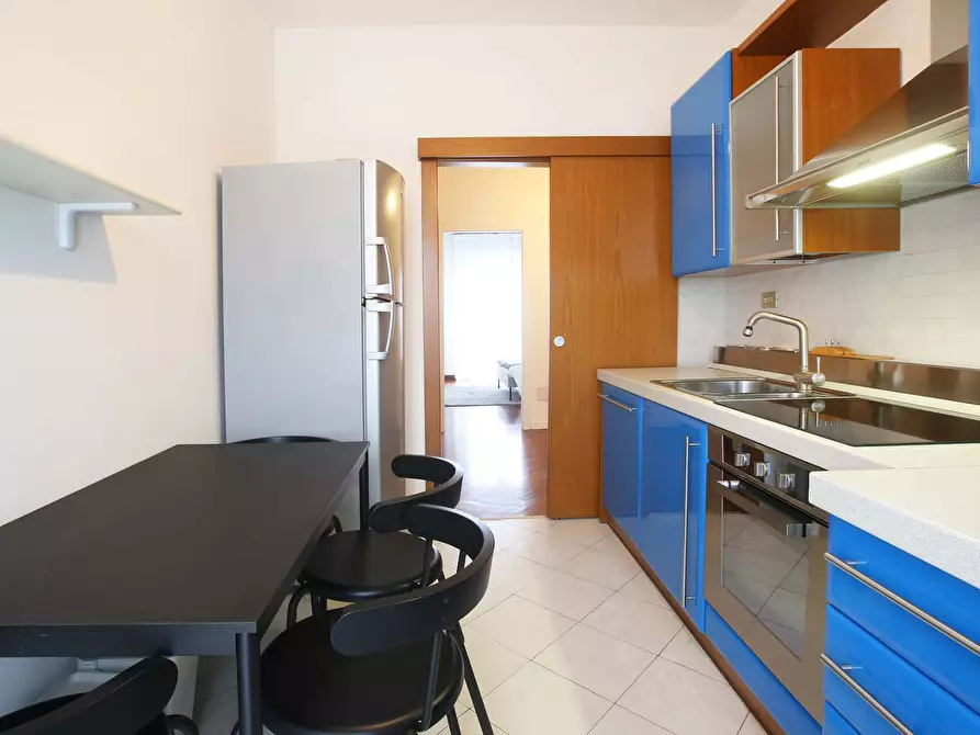 Immagine 15 di Camera in affitto  in Via Bolama18 a Milano