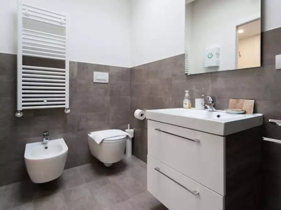 Immagine 12 di Appartamento in affitto  in Via Carlo Farini82 a Milano