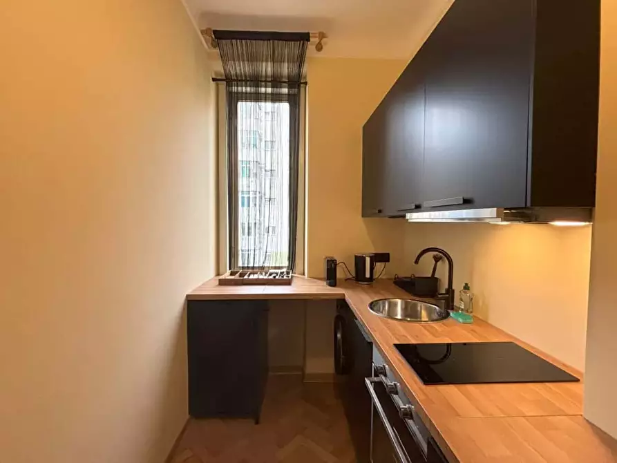 Immagine 3 di Appartamento in affitto  in Via dell'Industria11 a Trieste