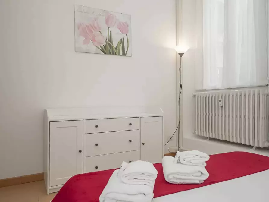Immagine 8 di Appartamento in affitto  in Via Macedonio Melloni40 a Milano