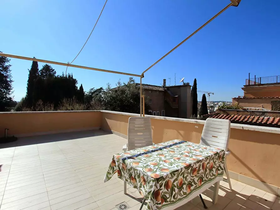 Immagine 20 di Appartamento in affitto  in Viale Bruno Buozzi19 a Roma