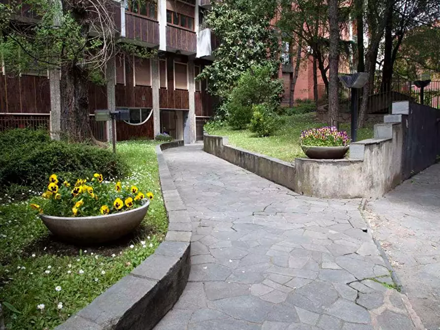 Immagine 15 di Camera in affitto  in Via Conca del Naviglio37A a Milano