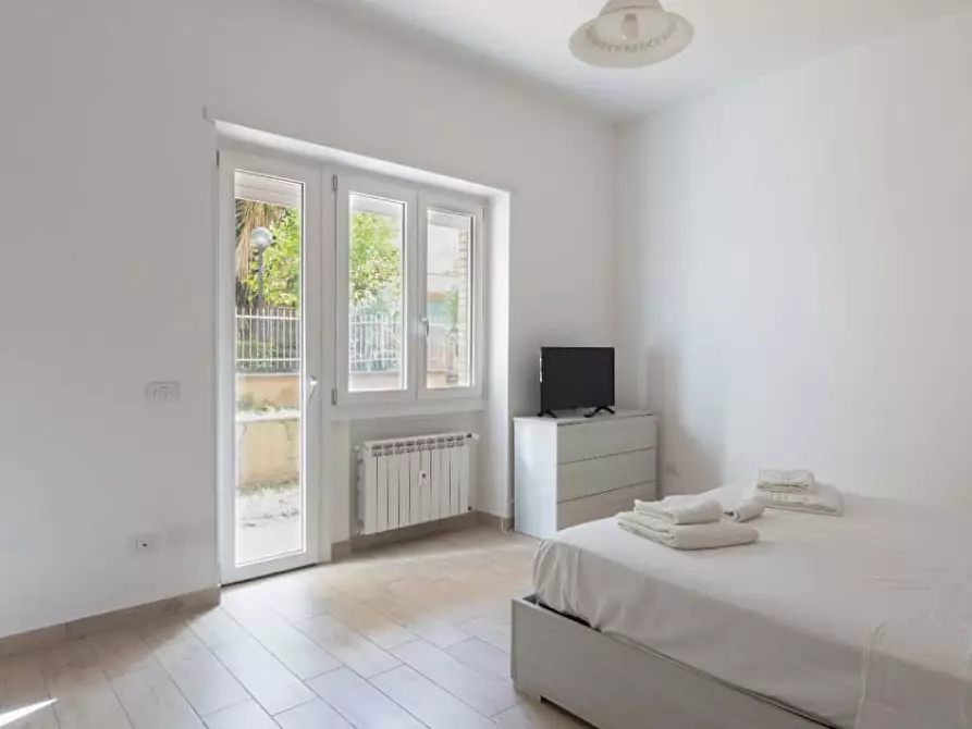 Immagine 9 di Appartamento in affitto  in Via Pietro Adami36 a Roma