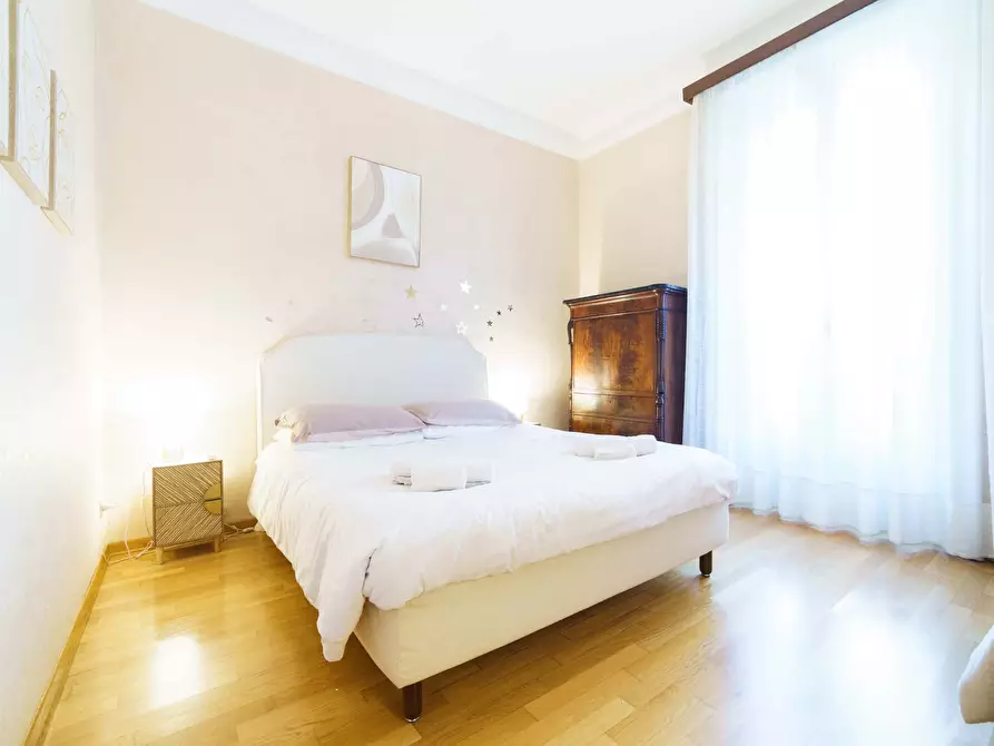 Immagine 19 di Appartamento in affitto  in Viale Romagna37 a Milano