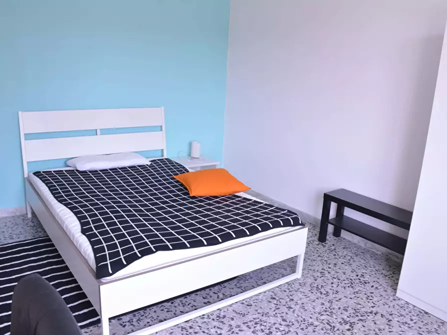 Immagine 2 di Camera in affitto  in Via dei Giudicati1 a Cagliari