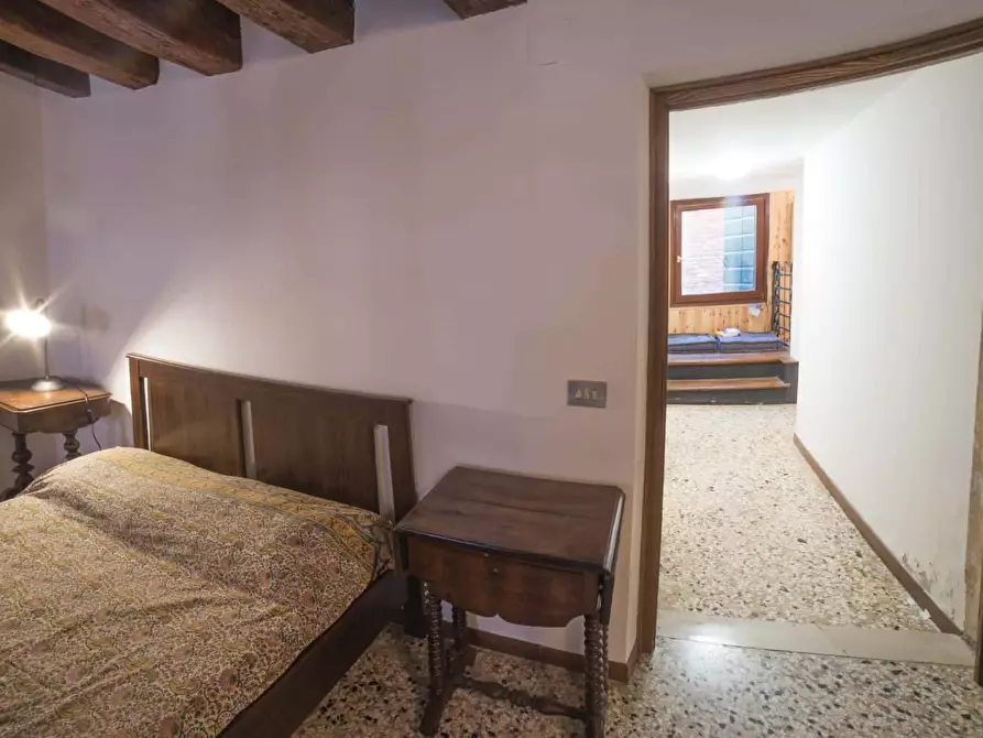 Immagine 22 di Appartamento in affitto  in Calle Correggio2208 a Venezia
