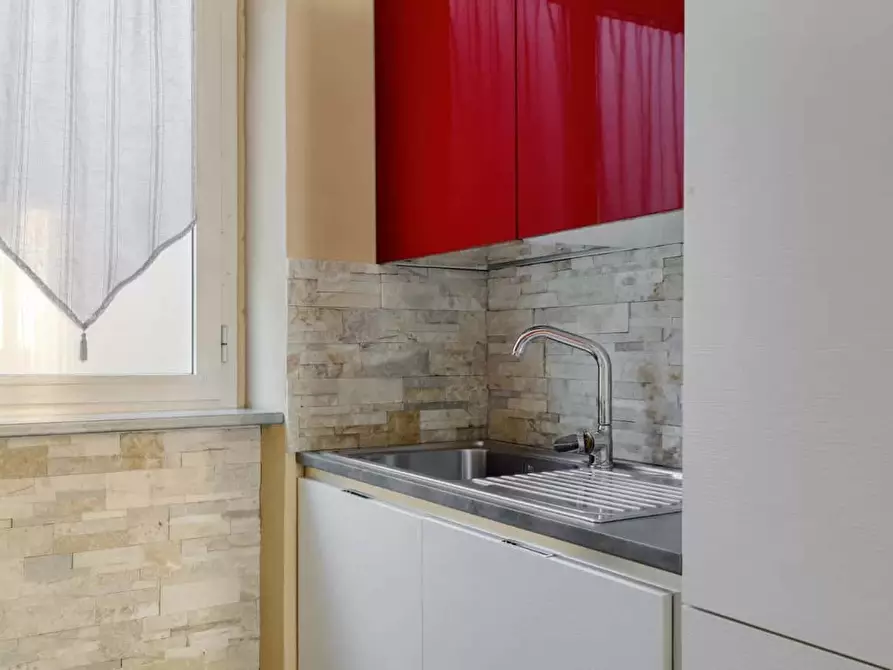 Immagine 14 di Appartamento in affitto  in Via Sebastiano del Piombo19 a Milano