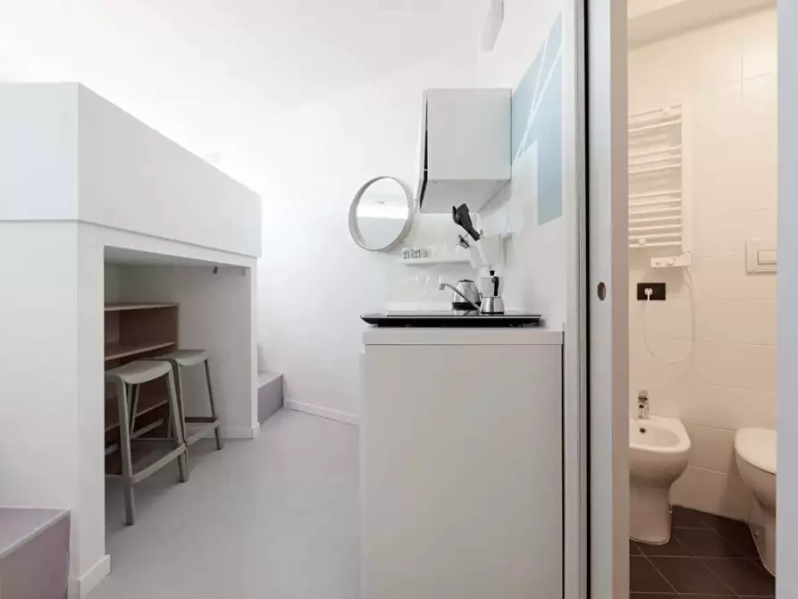 Immagine 5 di Appartamento in affitto  in Corso Magenta25 a Milano