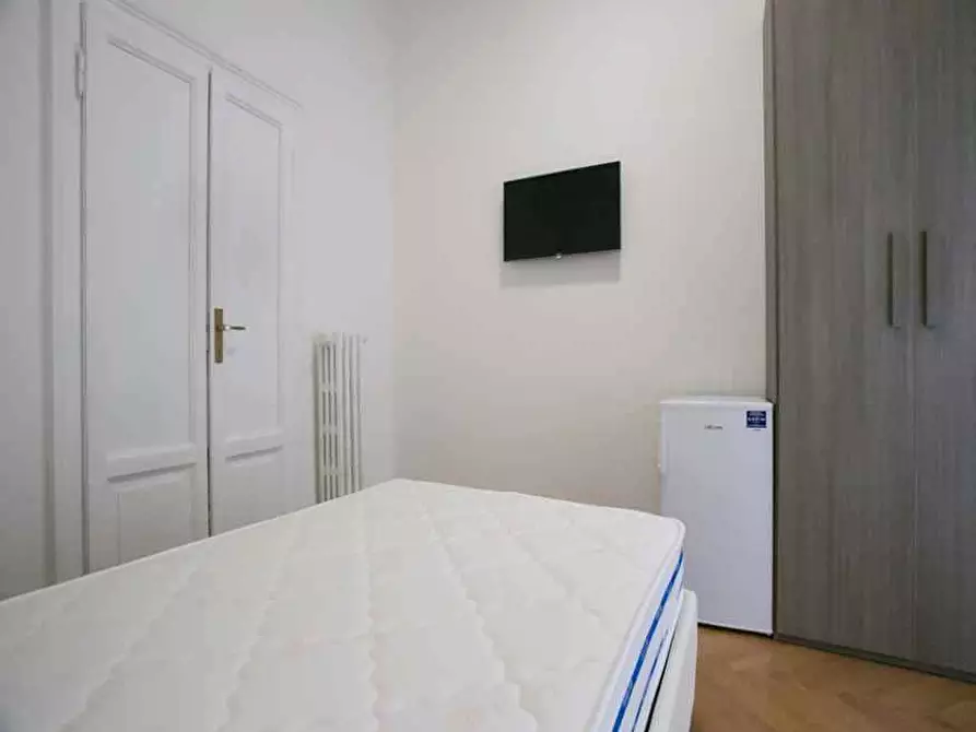 Immagine 2 di Camera in affitto  in Piazza Maria Adelaide di Savoia5 a Milano