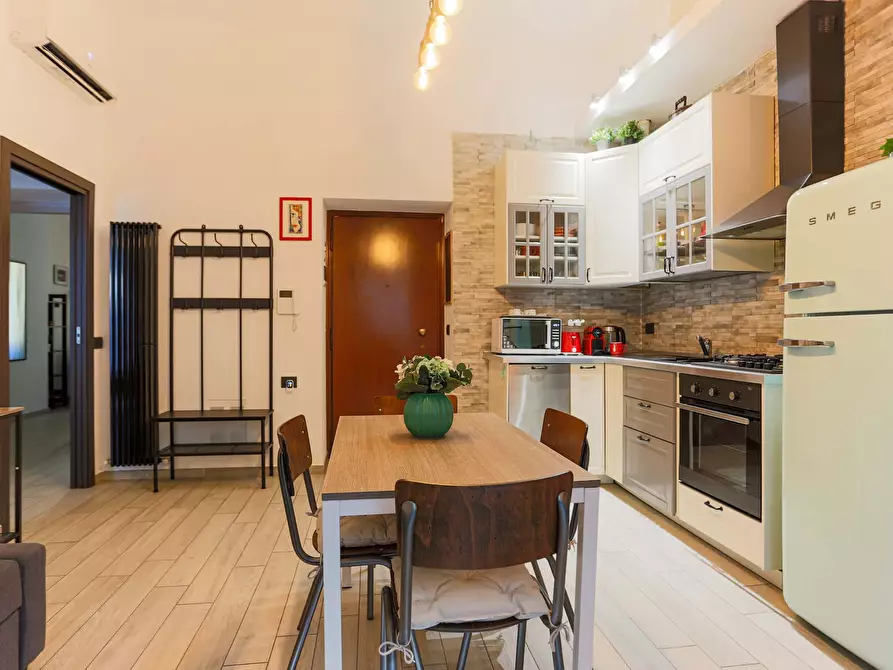 Immagine 5 di Appartamento in affitto  in Via Cenisio54 a Milano