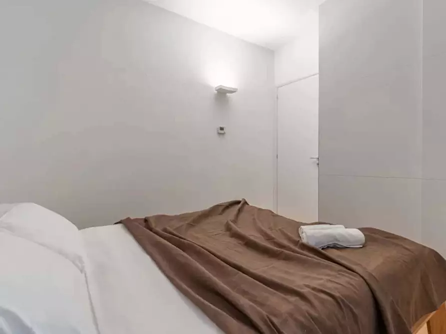 Immagine 6 di Appartamento in affitto  in Via Principe Eugenio61 a Milano