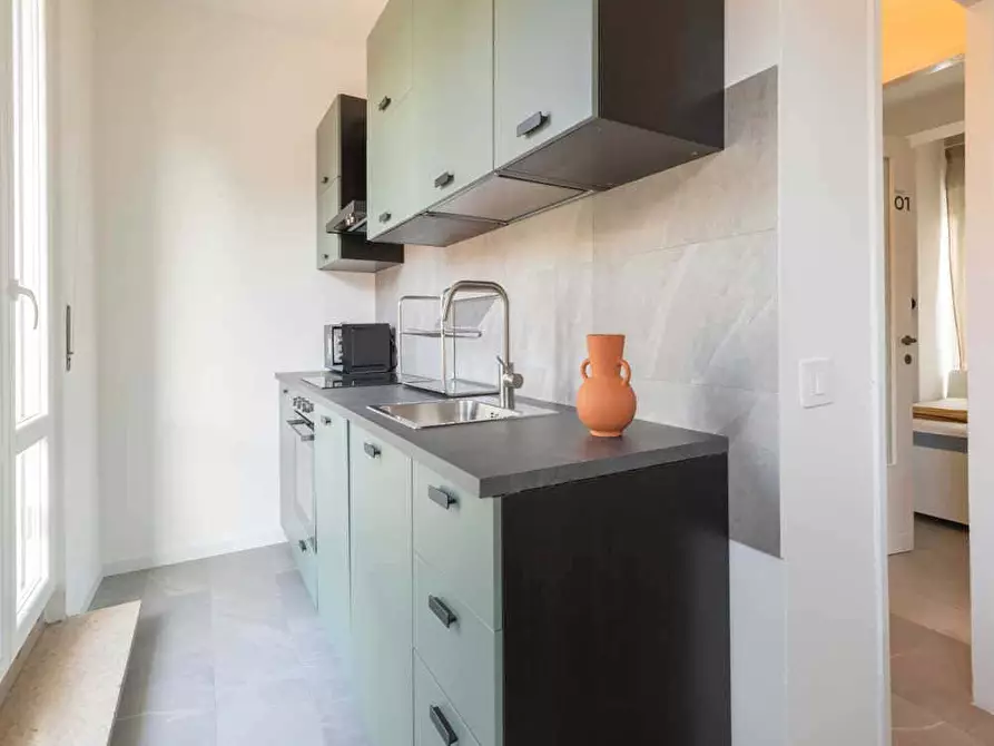 Immagine 5 di Camera in affitto  in Viale Carlo Espinasse10 a Milano